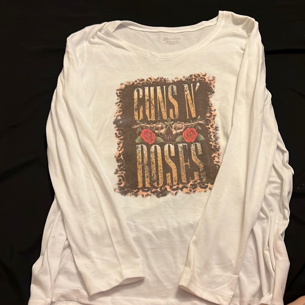 Gun-N-Roses Long Sleeve